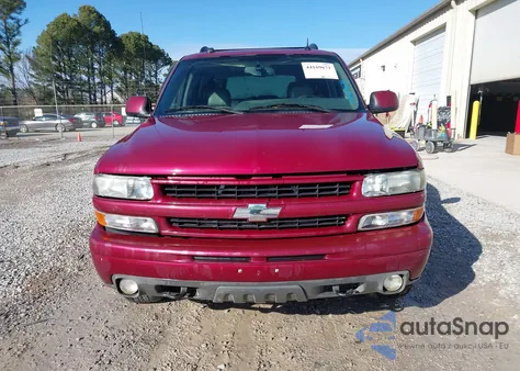 2004 Chevrolet Tahoe Z71 z USA, uszkodzony, nr VIN 1GNEK13T94R303671